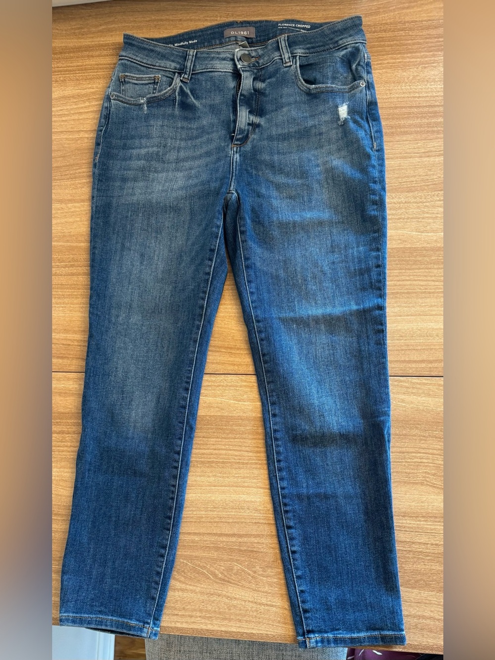 DL1961 Florence Mid Rise Cropped Skinny Jeans - Distressed - Size 30